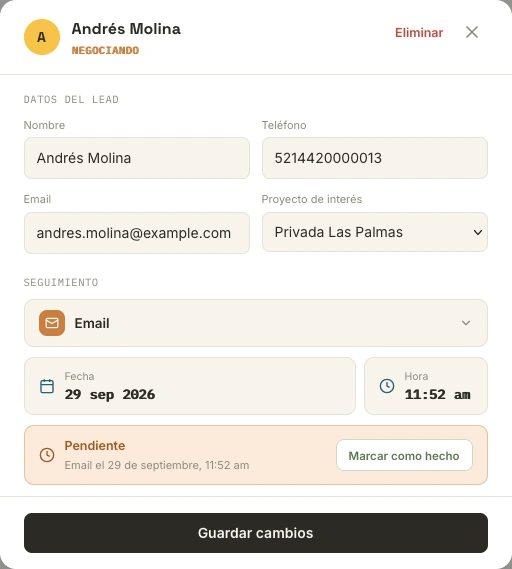 Detalle de un lead: datos de contacto, proyecto de interés y su próximo seguimiento
